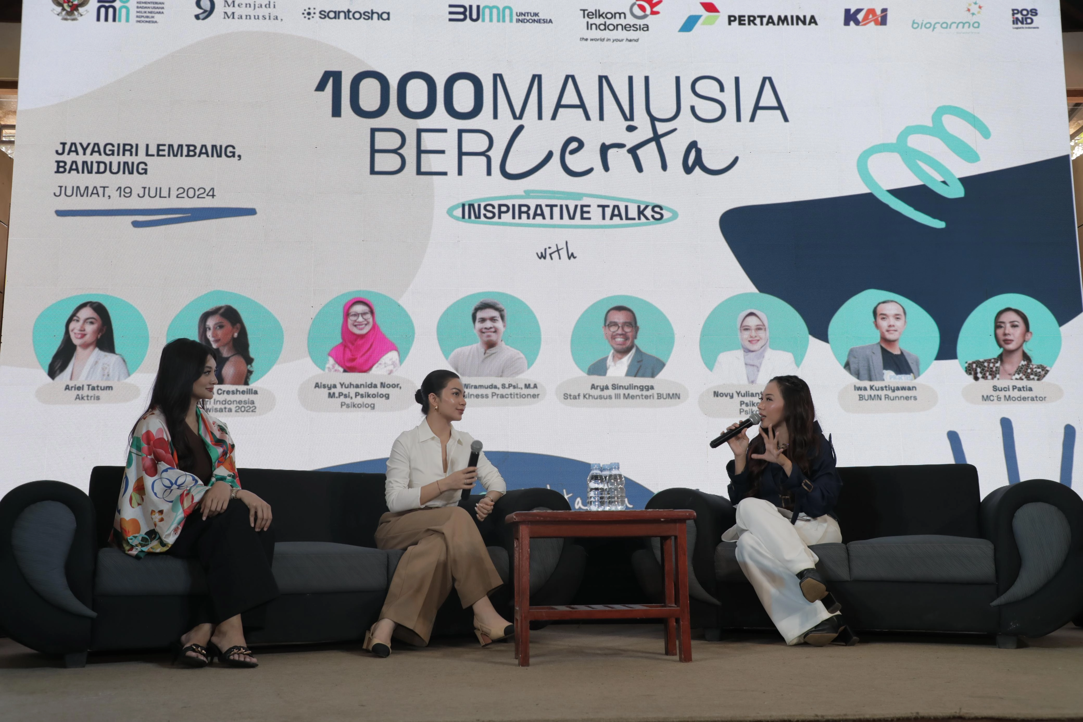 1000 Manusia bercerita
